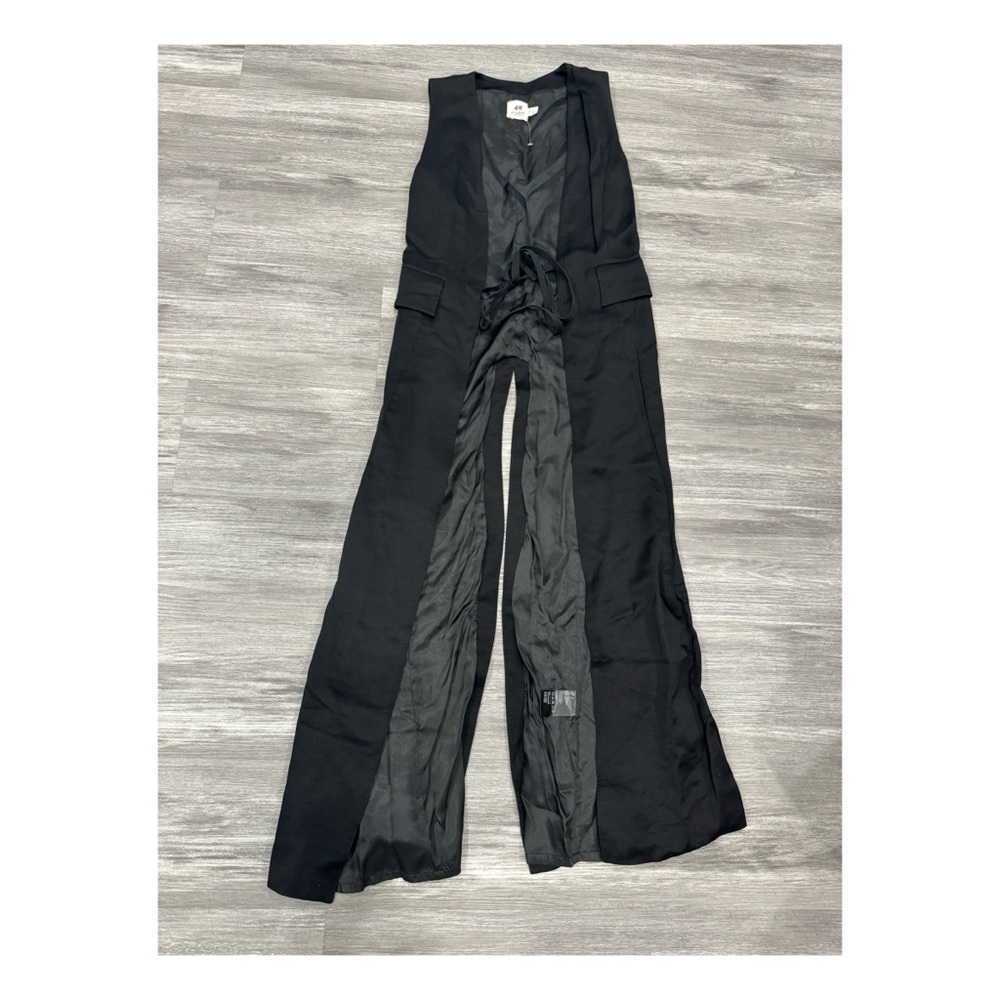 H&M STUDIO LONG BLACK SLEEVELESS CAPE